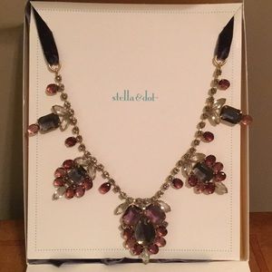 Vintage Stella and Dot Mauve Crystal Necklace
